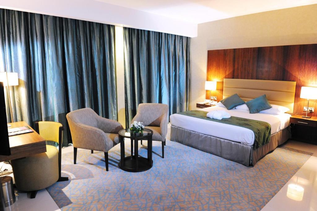 Howard Johnson By Wyndham Abu Dhabi Downtown Værelse billede